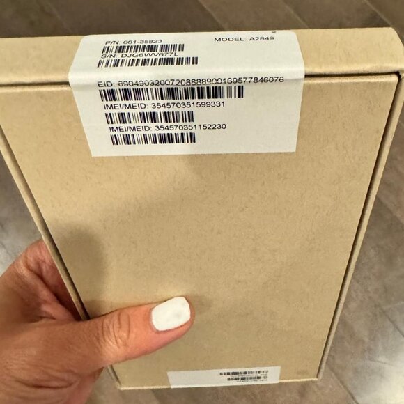 iPhone 15 pro max 512g new unlocked with box never opened